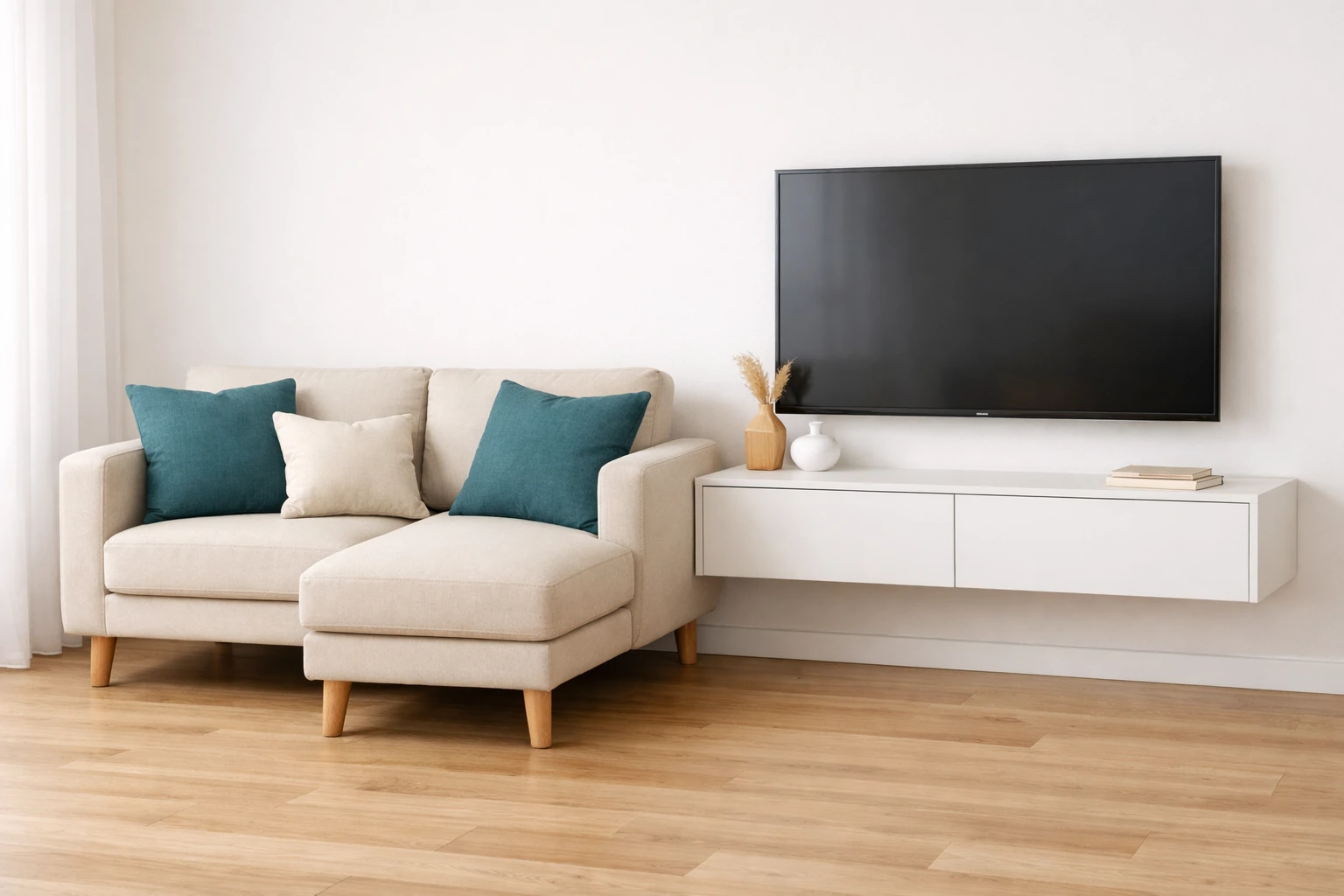 sofá compacto de 2 plazas con chaise longue y mueble TV suspendido ideal para salón pequeño